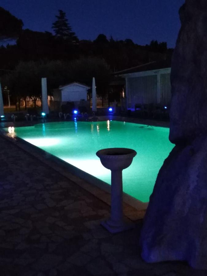 Villa Residenza Nosy Be Palombara Sabina Exterior foto