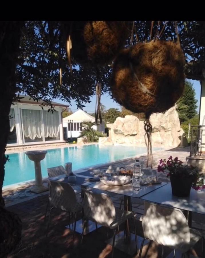 Villa Residenza Nosy Be Palombara Sabina Exterior foto
