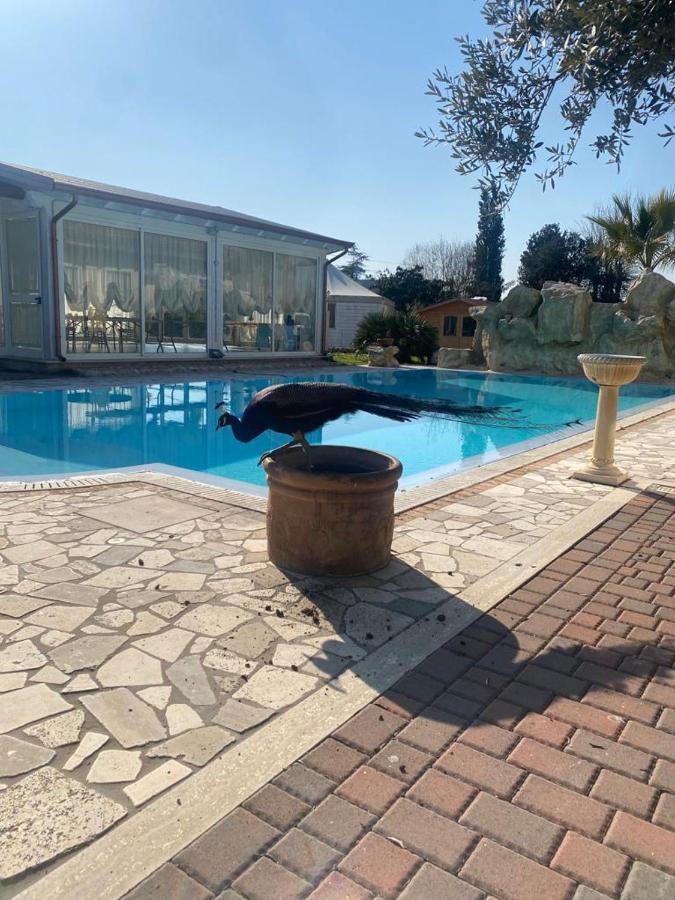 Villa Residenza Nosy Be Palombara Sabina Exterior foto